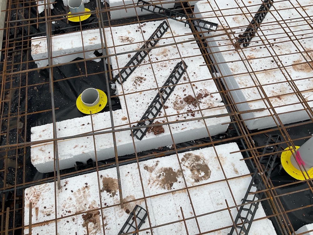 Cleaning required between the pods, Pakenham East